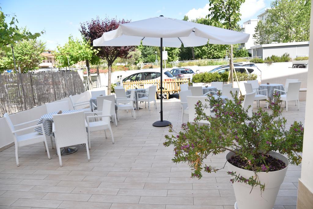 Hotel Marina Riccione Eksteriør bilde